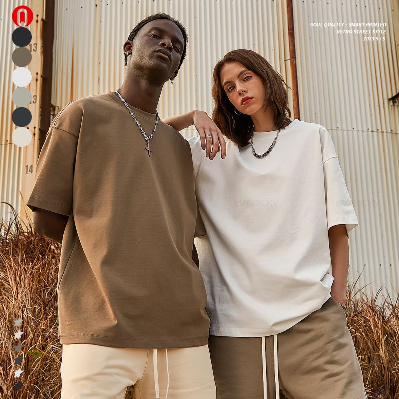 ユニセックス用ラウンドネックTシャツ